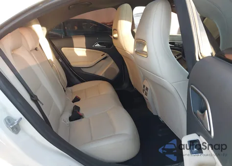 2014 Mercedes-Benz Cla 250 4Matic из США, поврежденный, VIN WDDSJ4GB3EN142962